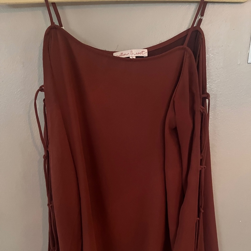 Buckle long tie sleeve shirt